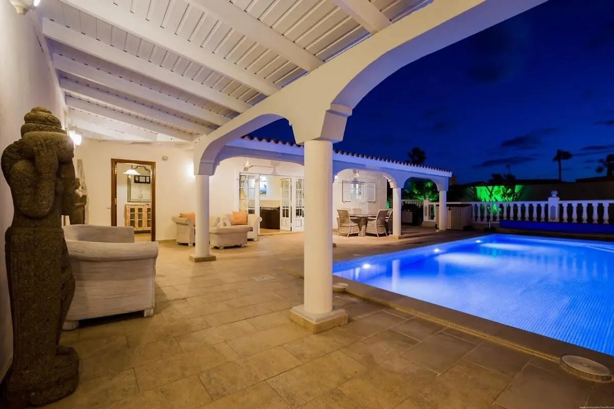 Villa Freesia With Heated Pool And Air Conditionin San Miguel de Abona Spanien